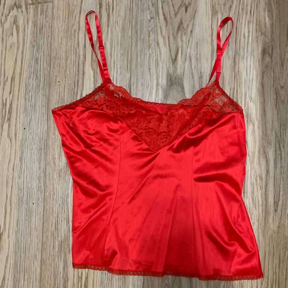 Vassarette Vintage Lace Trim Top - Red - XL - FITS LIKE L